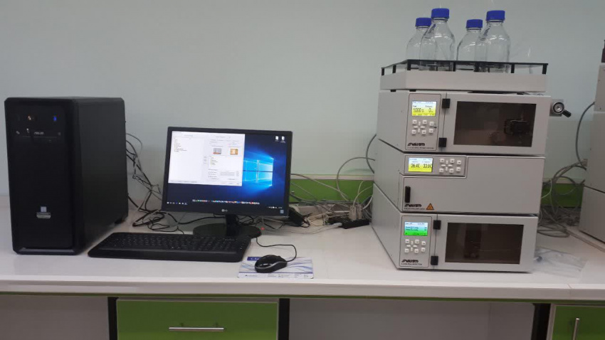 دستگاه  HPLC مستقر در آزمایشگاه مرکزی دانشگاه تفرش نصب و راه‌اندازی شد